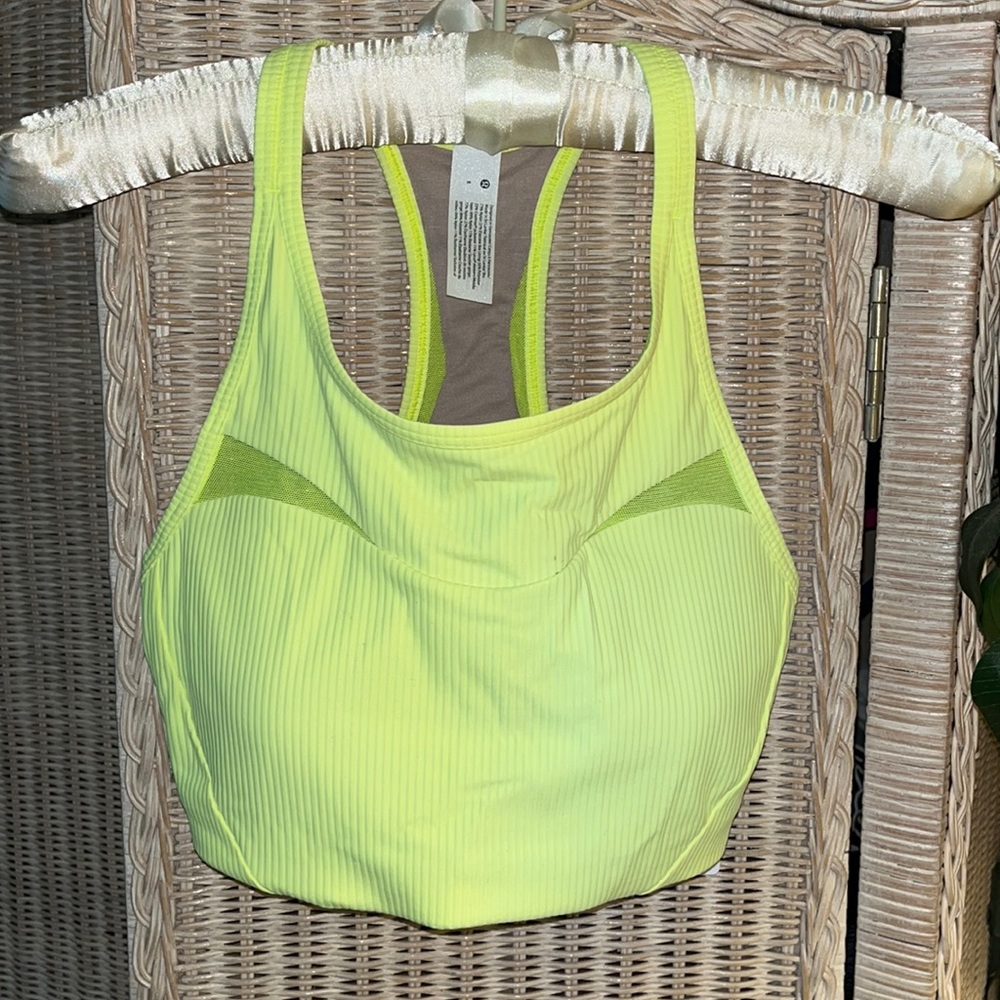 NWT Lululemon ribbed mesh high-neck bra